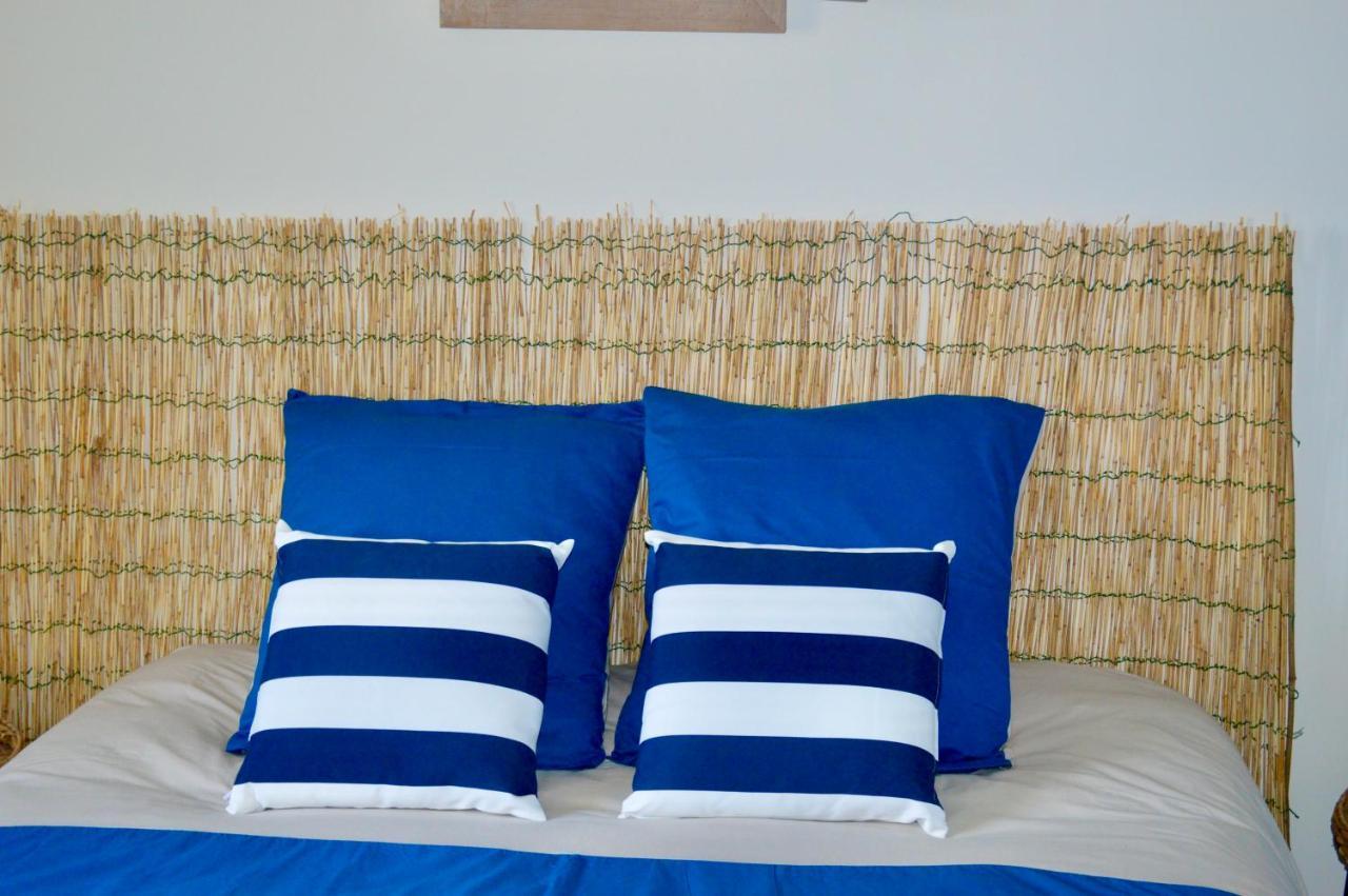 La Pichonniere Bed & Breakfast Isigny-le-Buat Ngoại thất bức ảnh