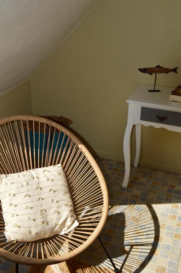 La Pichonniere Bed & Breakfast Isigny-le-Buat Ngoại thất bức ảnh