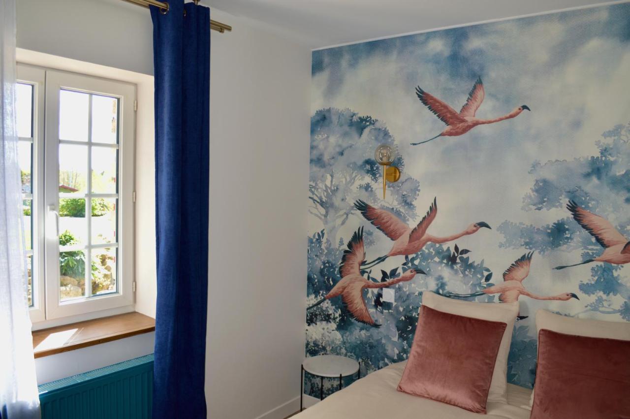 La Pichonniere Bed & Breakfast Isigny-le-Buat Ngoại thất bức ảnh